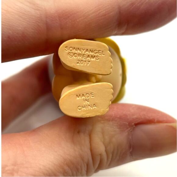 Sonny Angel Authentic Thunder, Limited Edition Sky Series Mini Figurine - NEW - Picture 5 of 5